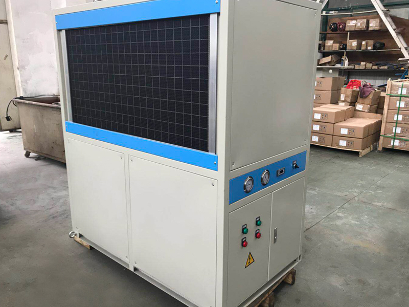 油冷機冬季清洗應該清洗哪些部件？