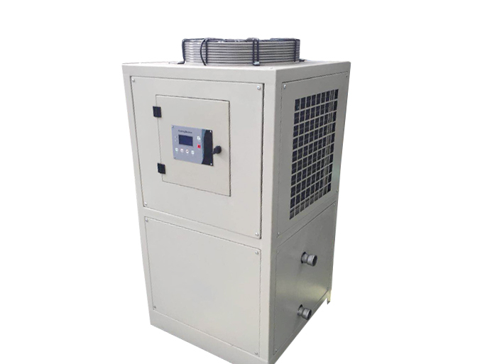 風(fēng)冷式油冷機(jī)有什么優(yōu)勢？