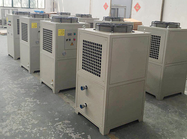 油冷機廠家運用范圍及特性功能 油冷機廠家運用范圍及特性功能